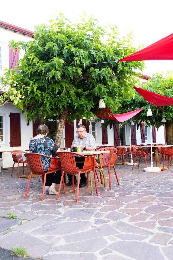 Hotel Juantorena Saint-Etienne-de-Baigorry Dış mekan fotoğraf