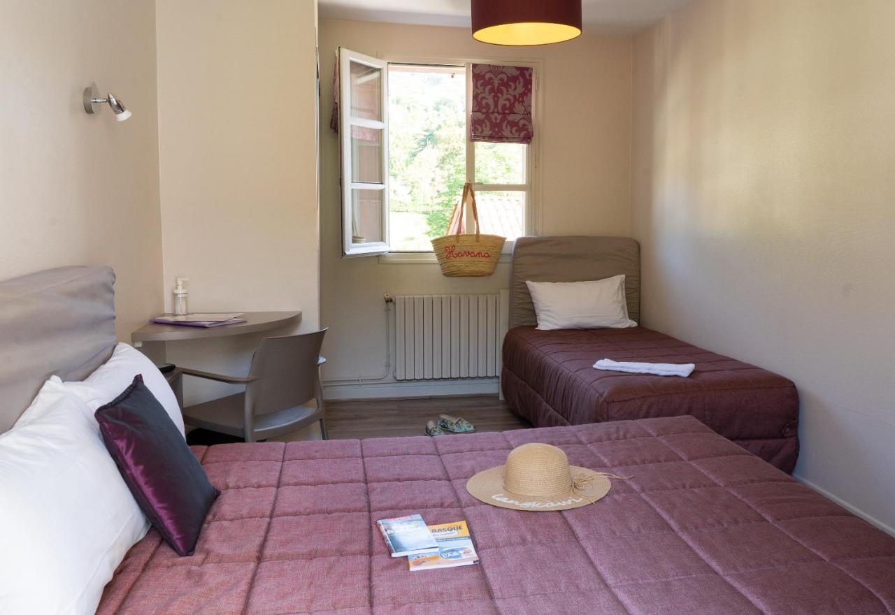 Hotel Juantorena Saint-Etienne-de-Baigorry Dış mekan fotoğraf