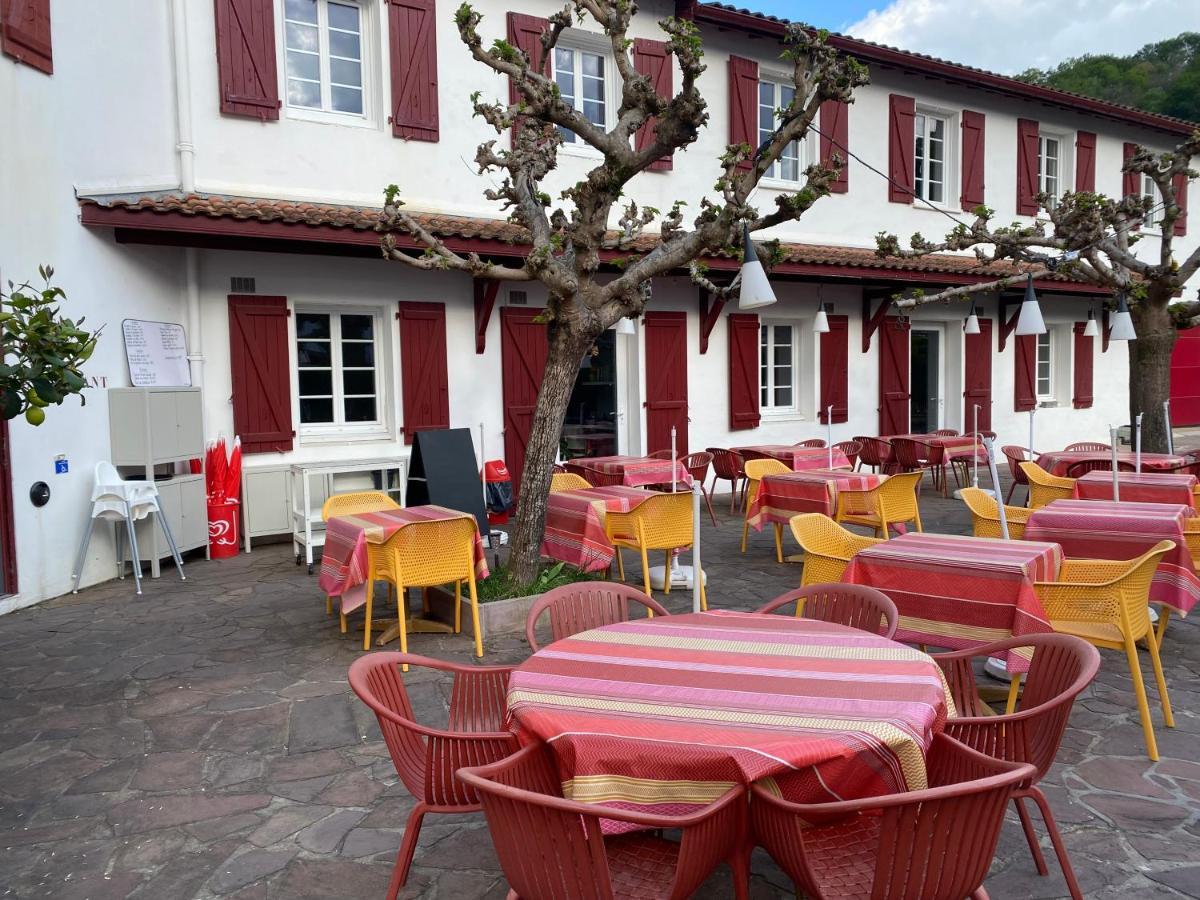 Hotel Juantorena Saint-Etienne-de-Baigorry Dış mekan fotoğraf