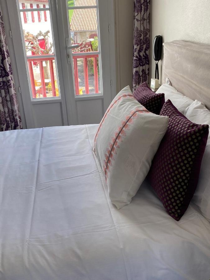 Hotel Juantorena Saint-Etienne-de-Baigorry Dış mekan fotoğraf