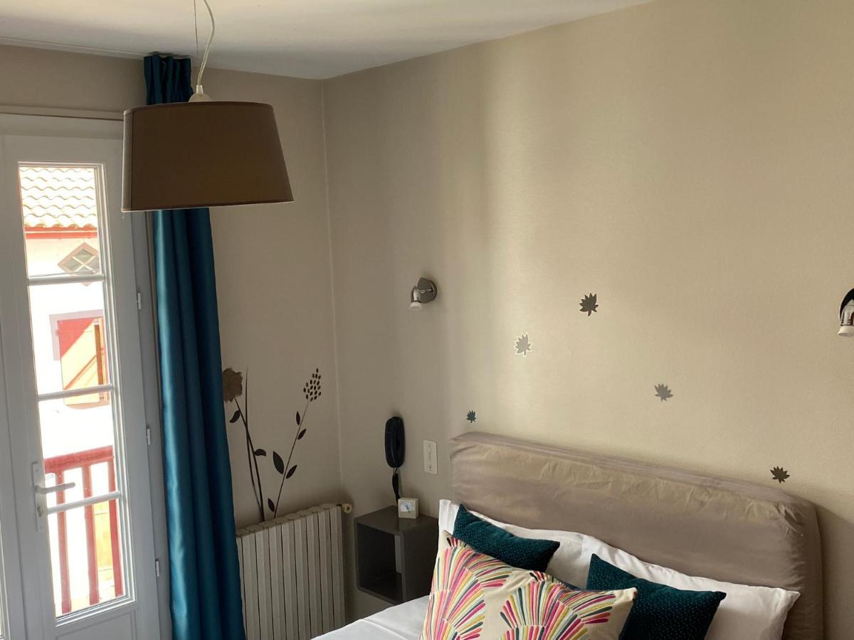 Hotel Juantorena Saint-Etienne-de-Baigorry Dış mekan fotoğraf