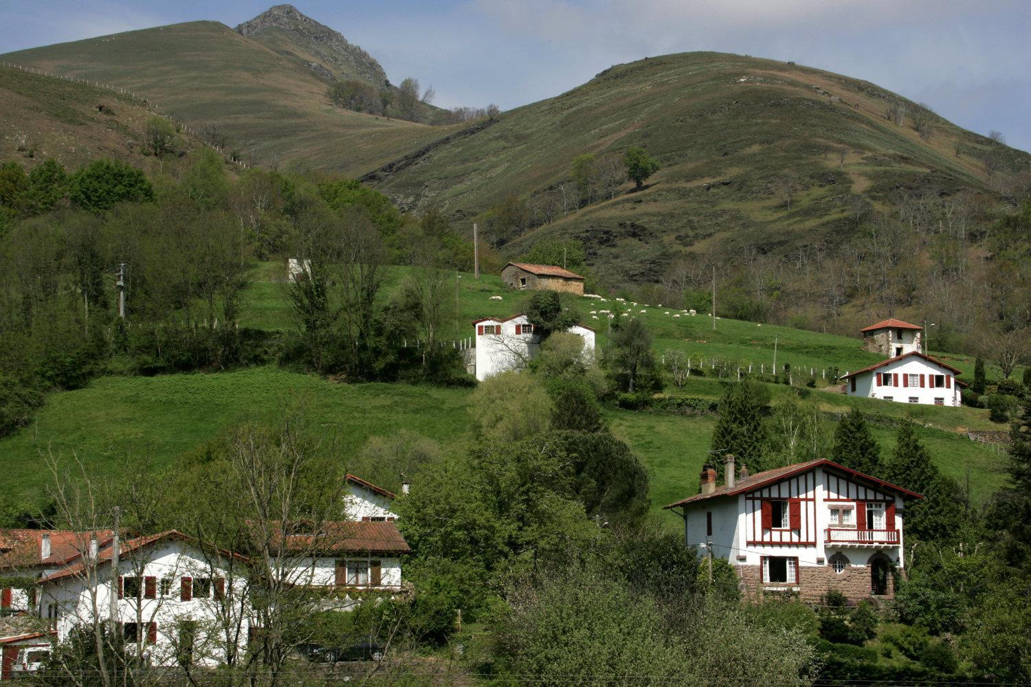 Hotel Juantorena Saint-Etienne-de-Baigorry Dış mekan fotoğraf